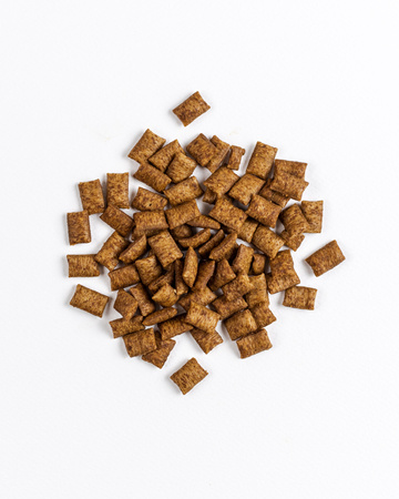 SAVORY chrupiący przysmak "Hairball control" dla kotów, 60 g